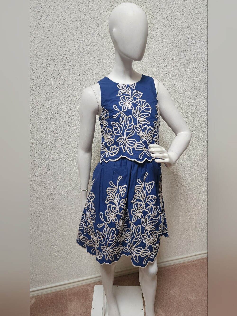 Loretta Caponi Fausta Mini Dress with White Floral Embroidery Size S